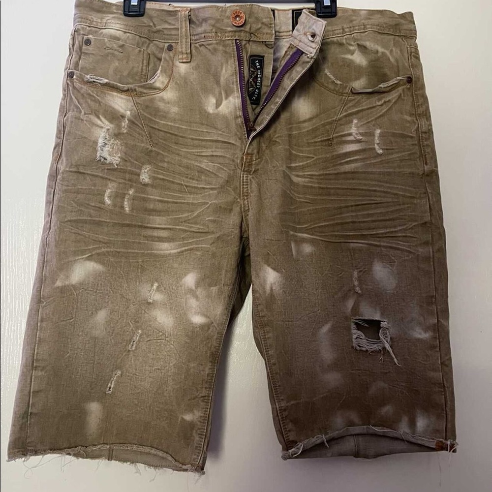 AKOO distressed ripped jeans Gently Used